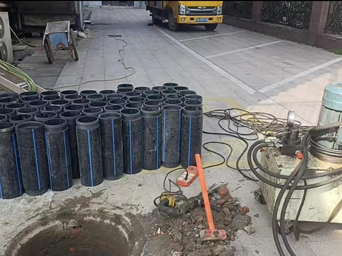 梨林镇PE置换管厂家 DN315置换管 非开挖管短管置换